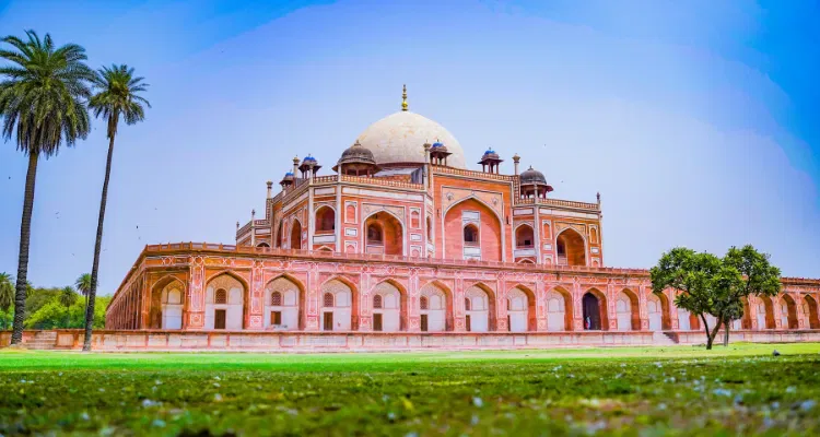 5 Nights 6 Days Golden Triangle Tour including Humayun’s Tomb in Delhi