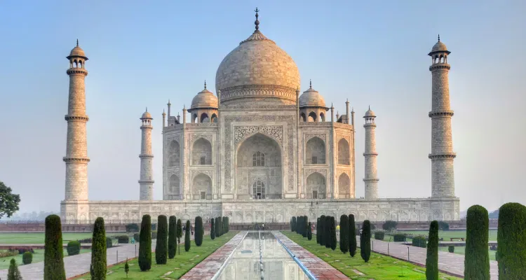 3 Nights 4 Days Golden Triangle Group Tour covering Delhi, Agra and Jaipur with landmarks like Taj Mahal