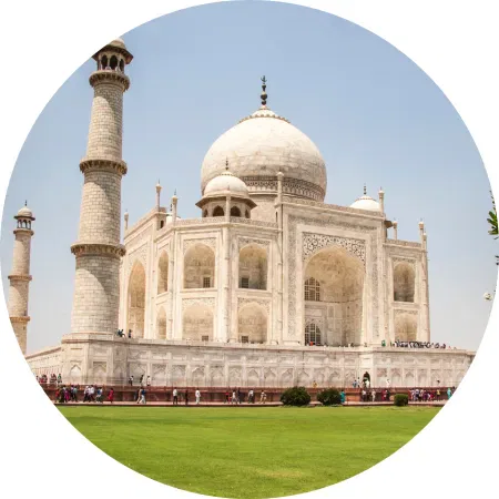 City Palace Udaipur, top luxury spot for Golden Triangle tour