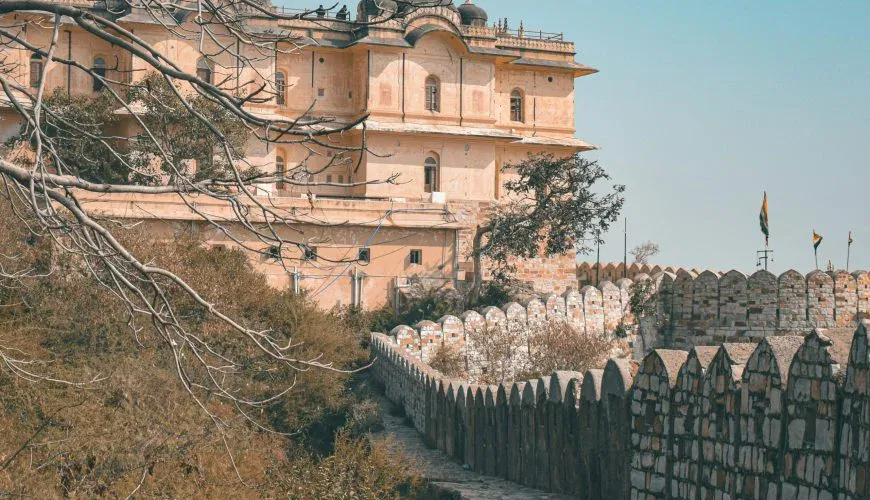 Guided Tours for the Golden Triangle